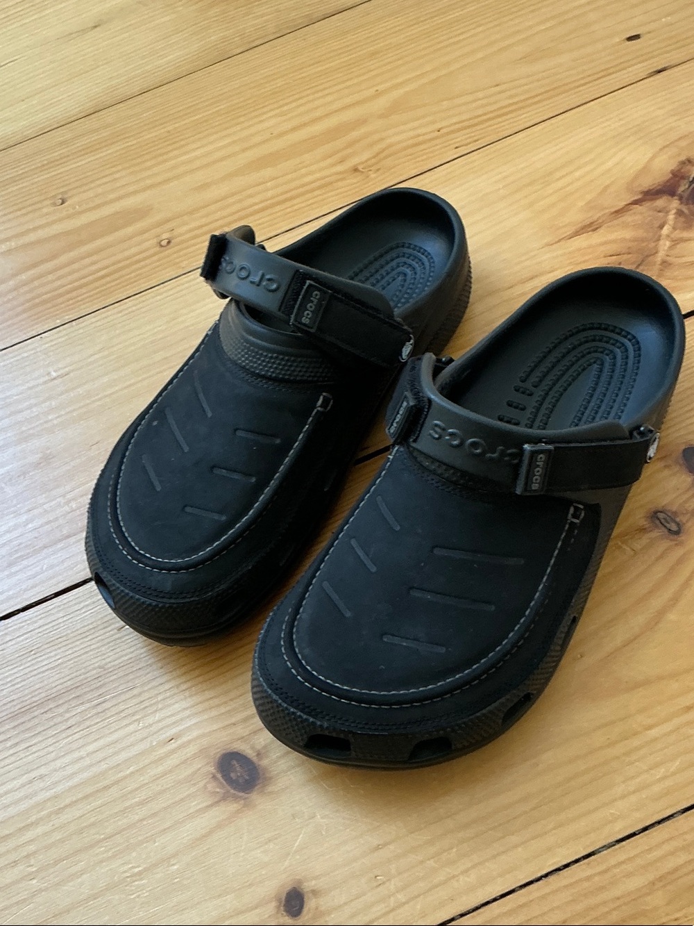 Crocs Men's Yukon Vista II LiteRide Clogs Black - Size M9